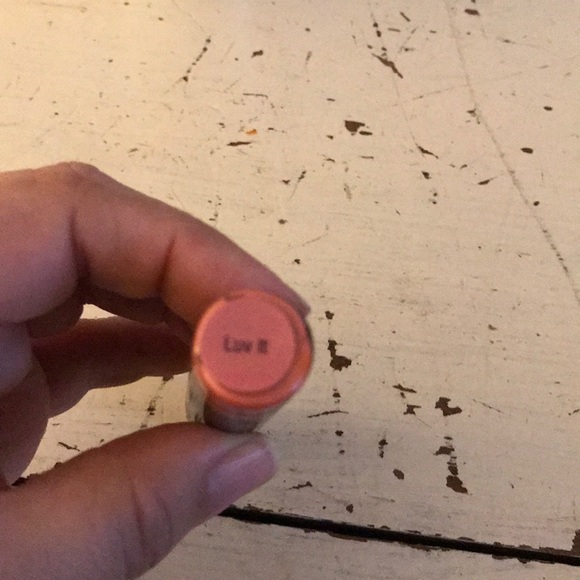 Luv It LipSense - Picture 3 of 3